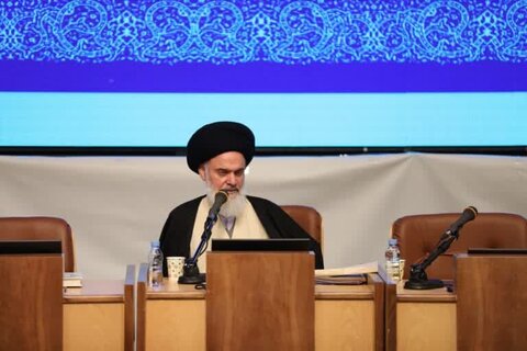 روحانیت زبان گویای مردم برای حل مشکلات باشد روحانیت زبان گویای مردم برای حل مشکلات باشد