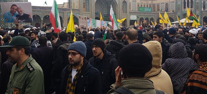 تشییع و خاکسپاری پیکر مطهر ۲ شهید حمله هوایی رژیم صهیونیستی در قم تشییع و خاکسپاری پیکر مطهر ۲ شهید حمله هوایی رژیم صهیونیستی در قم