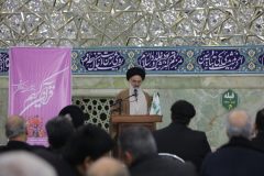 فعالیت های قرآنی همراه با تدبیر و عمل باشد