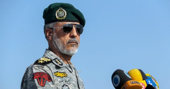 پیروزی انقلاب اسلامی هیمنه استکبار جهانی را درهم شکست پیروزی انقلاب اسلامی هیمنه استکبار جهانی را درهم شکست