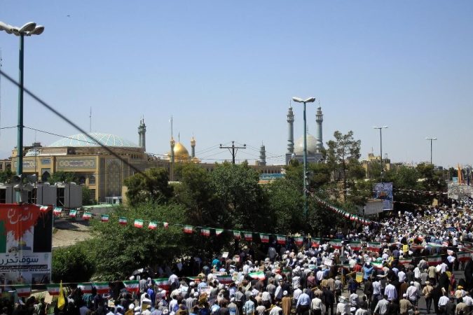 راهپیمایی باشکوه روز قدس در قم آغاز شد راهپیمایی باشکوه روز قدس در قم آغاز شد