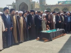 پیکر همسر آیت‌الله «سید مصطفی خمینی» در قم تشییع شد