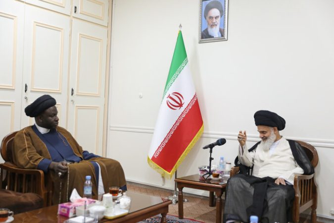 آیت الله حسینی بوشهری: جمهوری اسلامی ایران مدافع تمامی مظلومان جهان است آیت الله حسینی بوشهری: جمهوری اسلامی ایران مدافع تمامی مظلومان جهان است