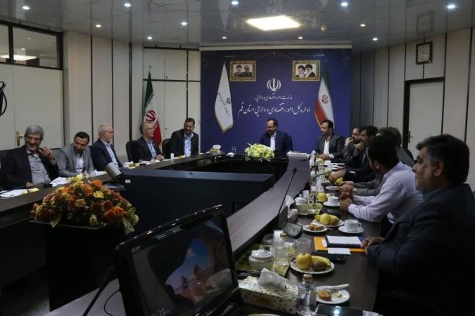 دولت برای کمک به فعالان اقتصادی از تمام ظرفیتها استفاده میکند دولت برای کمک به فعالان اقتصادی از تمام ظرفیتها استفاده میکند