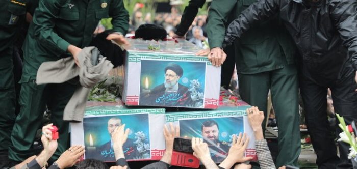 پیکر مطهر شهدای خدمت وارد استان قم شد پیکر مطهر شهدای خدمت وارد استان قم شد