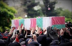 تشییع پیکر ۲ شهید گمنام در قم در آستانه سالروز شهادت امام جعفر صادق(ع) تشییع پیکر ۲ شهید گمنام در قم در آستانه سالروز شهادت امام جعفر صادق(ع)
