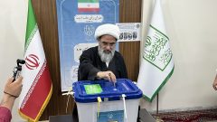 آیت الله فاضل لنکرانی:منتخب مردم، مسئولیت مهمی را بر عهده می گیرد