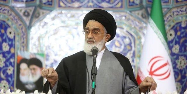 امام جمعه قم:مسلمانان تا نابودی کامل اسرائیل از مبارزه دست برندارند امام جمعه قم:مسلمانان تا نابودی کامل اسرائیل از مبارزه دست برندارند
