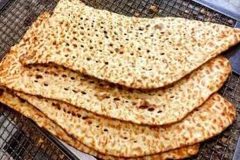 توزیع نان صلواتی در بقاع متبرکه قم همزمان با وفات حضرت معصومه(س)
