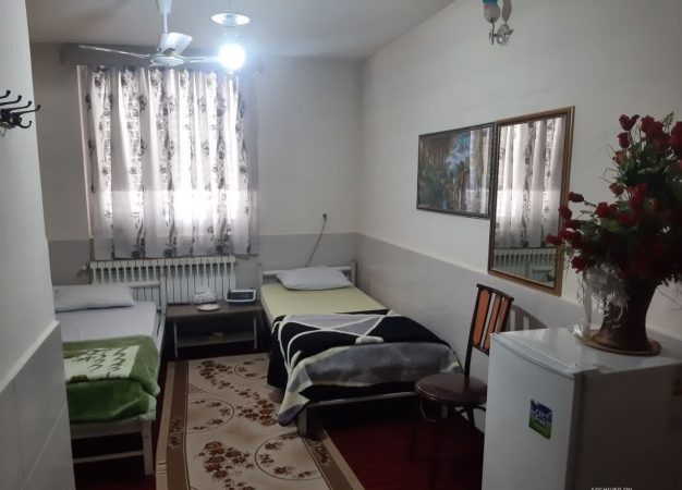 مسمومیت ۶ نفر در یک مهمان سرای قم مسمومیت ۶ نفر در یک مهمان سرای قم